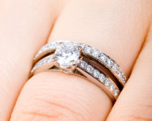 how to wear engagement and wedding rings