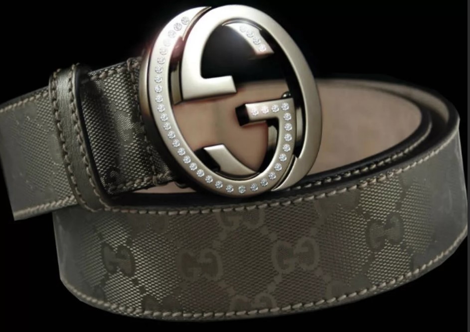 fibbie la cintura più costosa del mondo Gucci