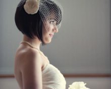 acconciatura da sposa per capelli corti con velo