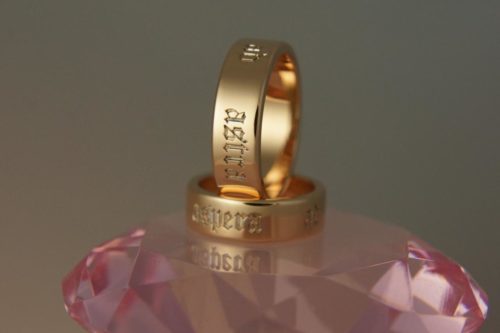 engraved wedding ring