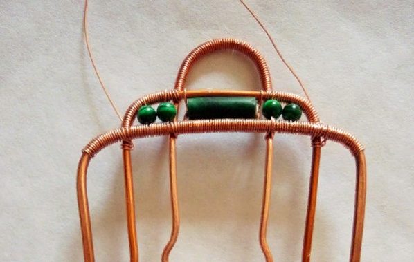 hairpin made of wire and beads 22