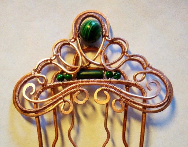 hairpin made of wire and beads 5