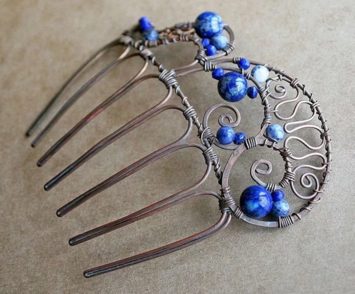 hairpin made of wire and beads m 2