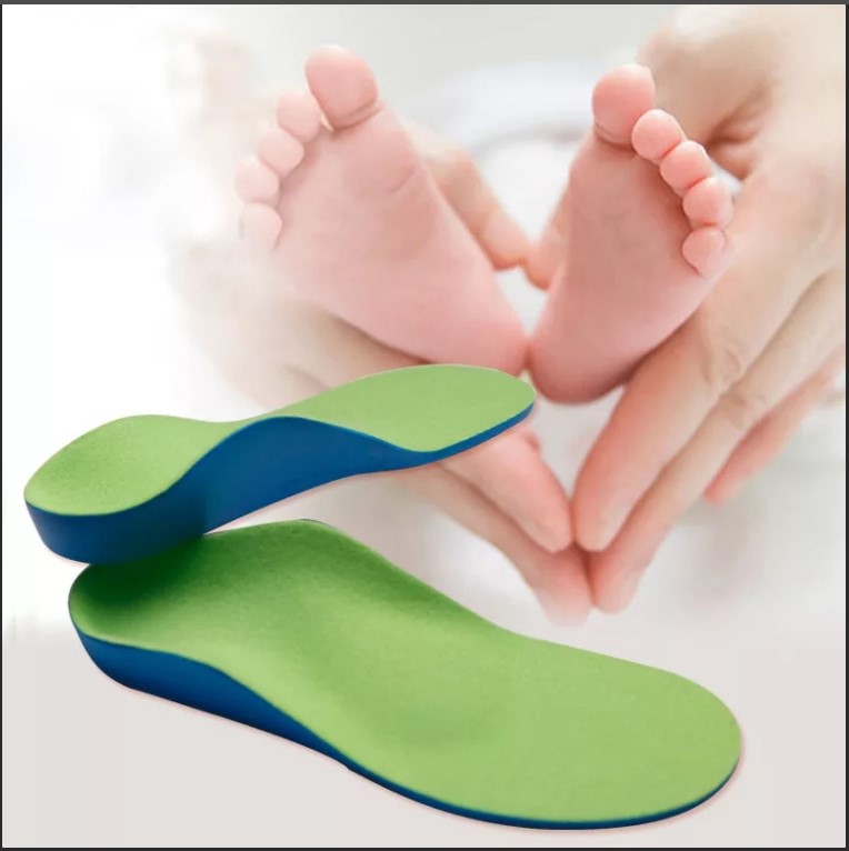 enfants pieds plats