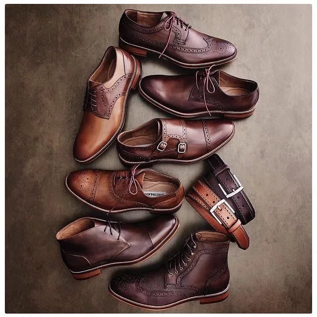 what to wear with brown shoes