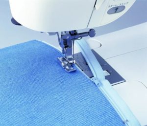 sew the zipper with a blue foot