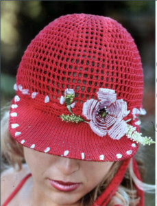 topi wanita dengan mengait visor