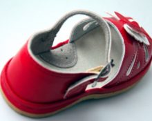 supporto dell'arco plantare nelle scarpe per bambini