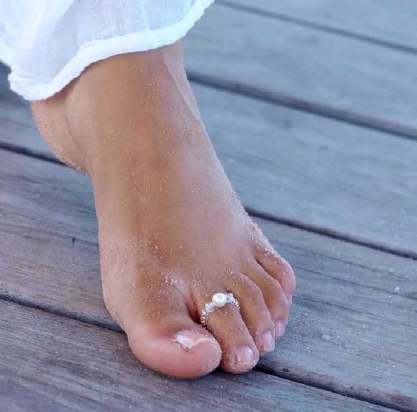 cincin jari kaki