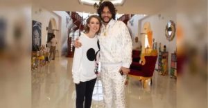 Τι εξέπληξε την Ksenia Sobchak στο καμαρίνι του Philip Kirkorov