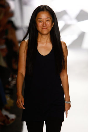 Por que nem todo mundo pode usar um vestido de noiva Vera Wang?