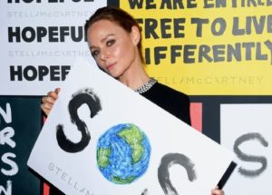 Mengapa Stella McCartney mencadangkan melakukan dobi sesedikit mungkin