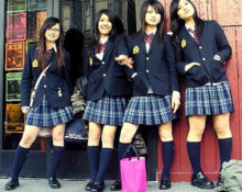 ¿Por qué están prohibidas las pantimedias para las colegialas japonesas?