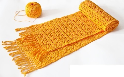 knitted scarf