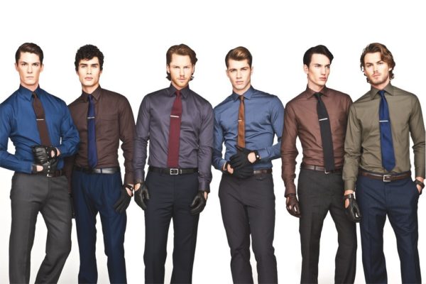 La combinación de colores en ropa para hombre.