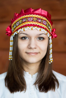 How to decorate a kokoshnik