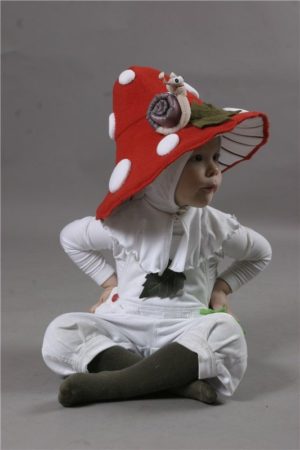 DIY mushroom costume for a boy