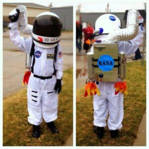 DIY astronaut kostume