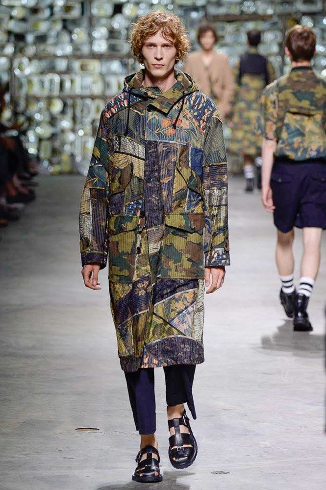 Camouflage dans les vêtements 2020