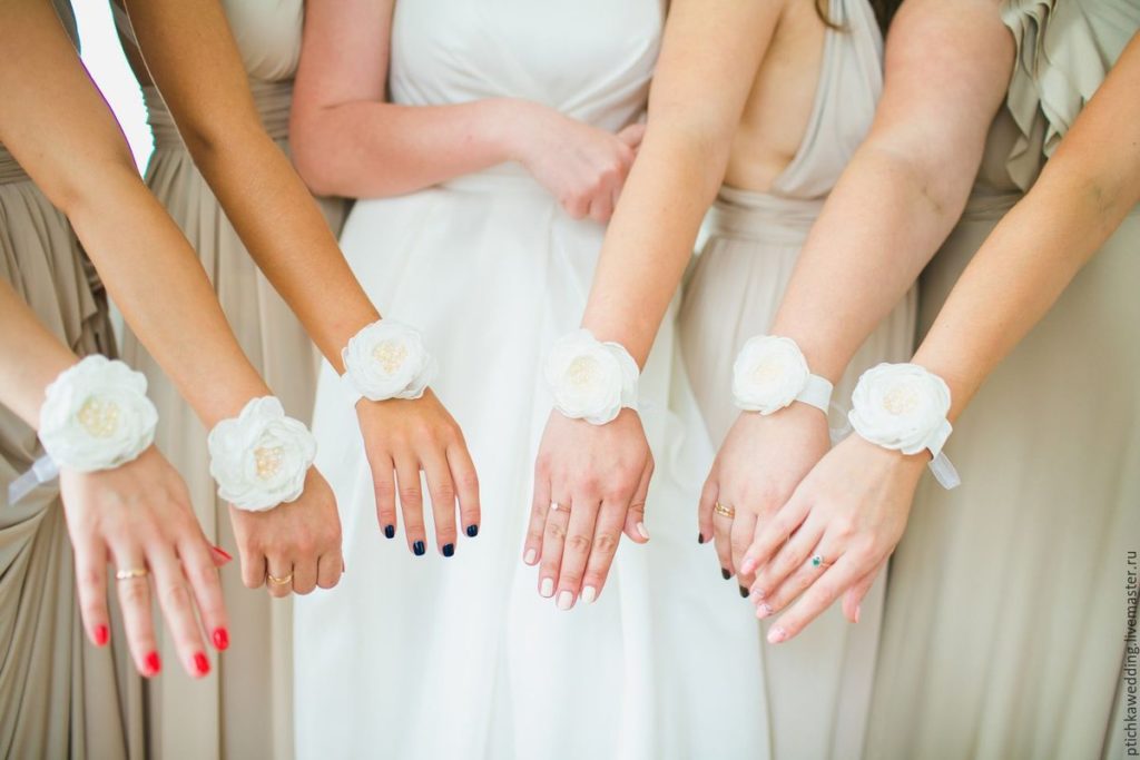 How to make a bracelet for bridesmaids yourself 3