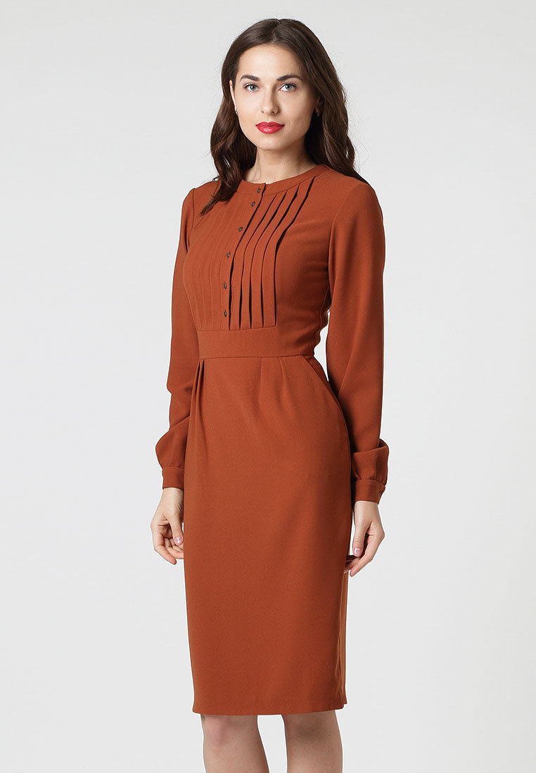 robe en crêpe marron