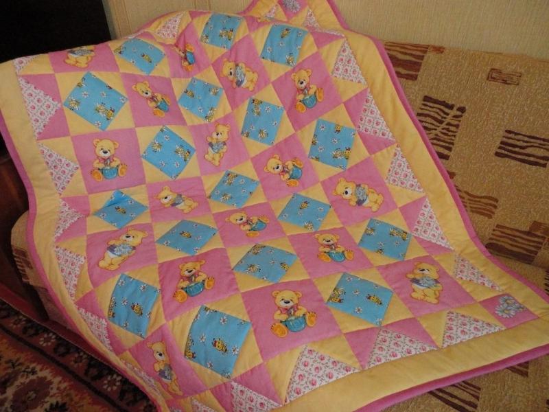 babyteppe i patchwork-stil