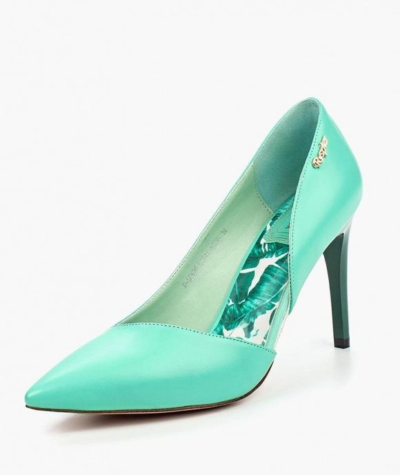 Sapatos menta.