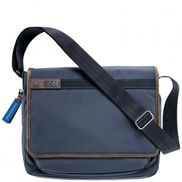 Textile shoulder bag.