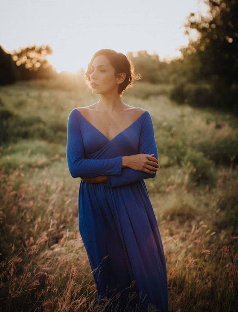 Vestido azul de verão.