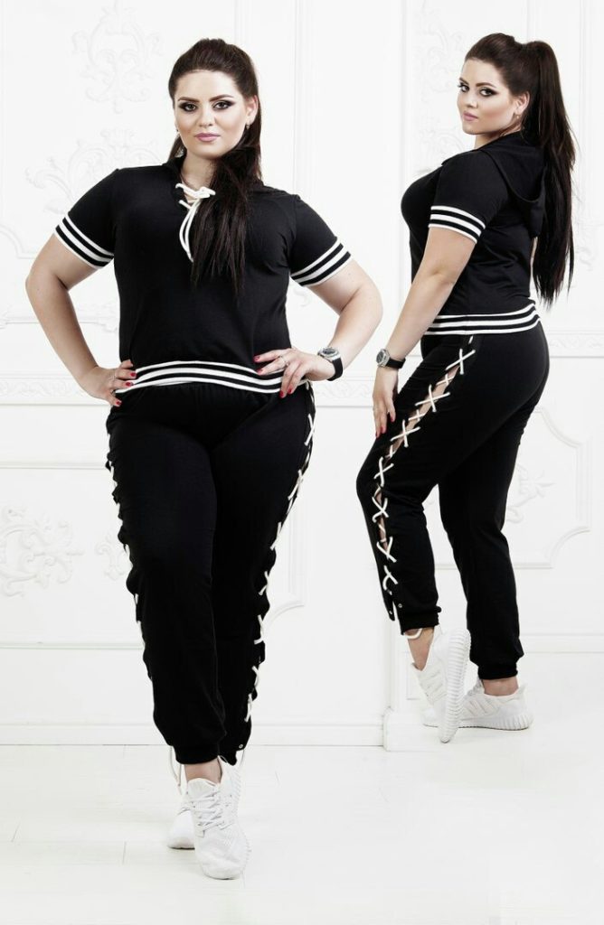 Tracksuit with ties for plus size people.