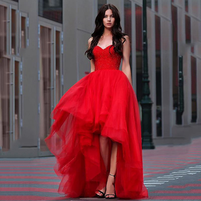 Vestido vermelho para baile.