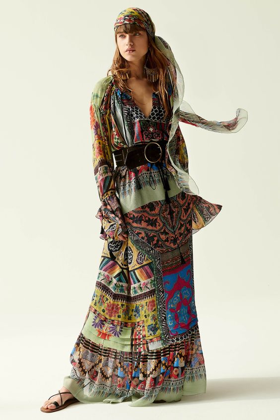 Robe longue hippie imprimée.