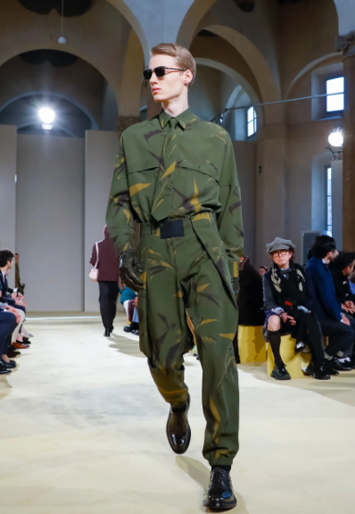 vêtements militaires