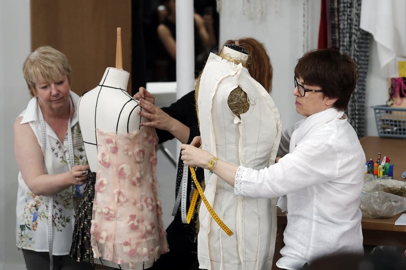 Couturier au travail