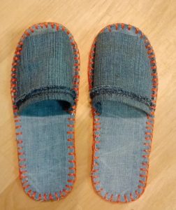 Slides jeans