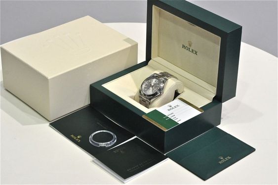 Balení Rolex.