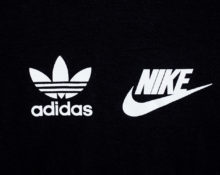 Nike atau Adidas.