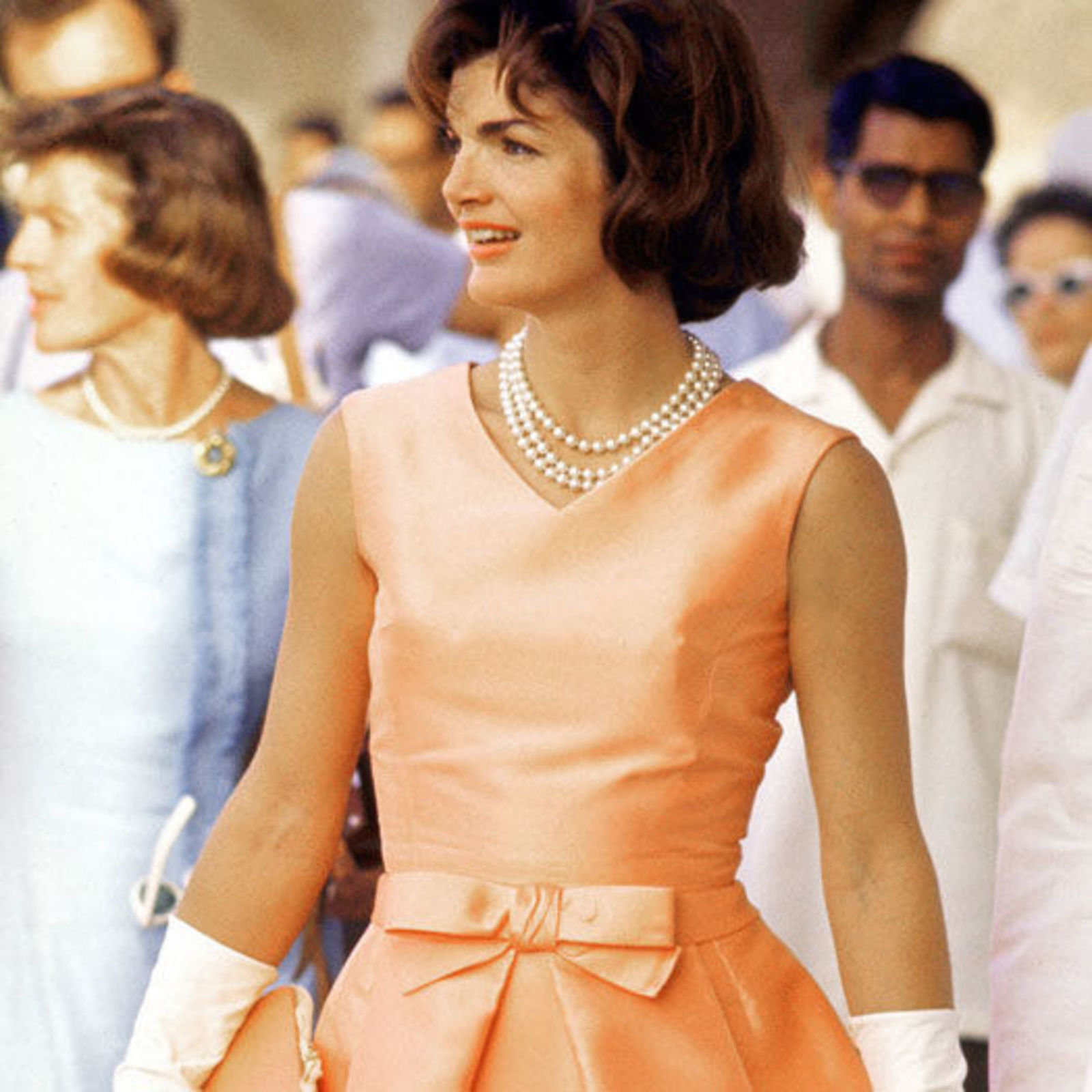 Jacqueline Kennedy dalam pakaian