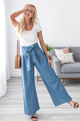 Look avec un pantalon palazzo