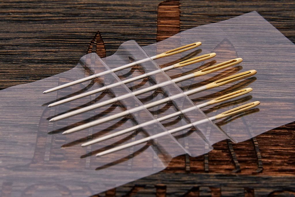 Saddlery needles