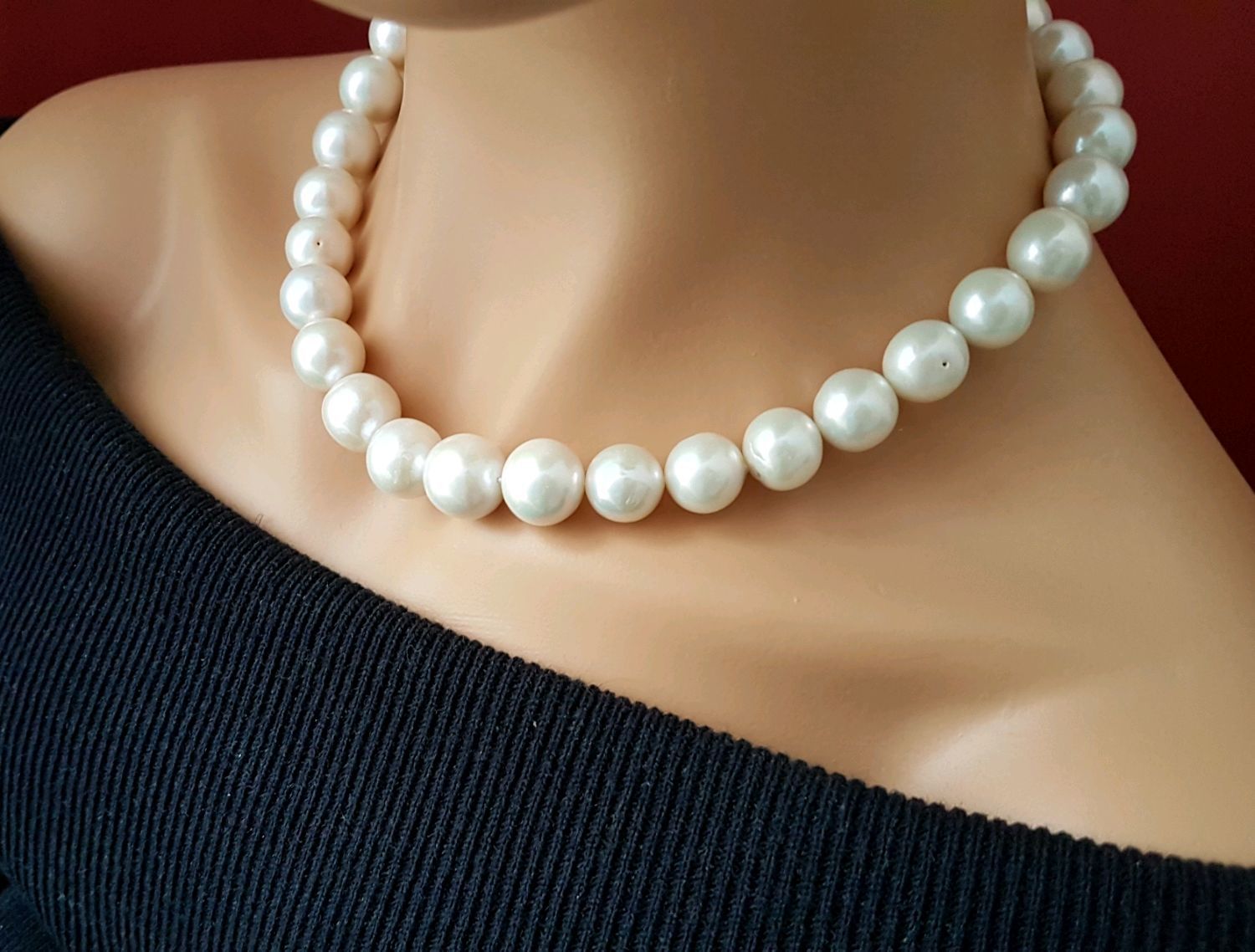 bead necklace