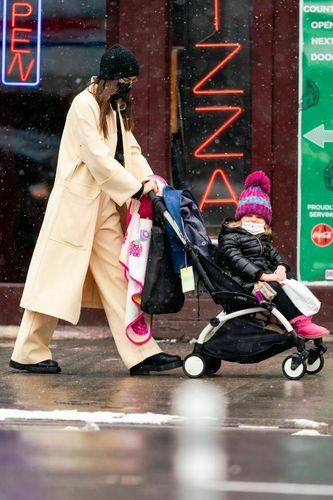 Irina Shayks utseende för tidig vår