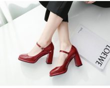 fashionable mary jane shoes