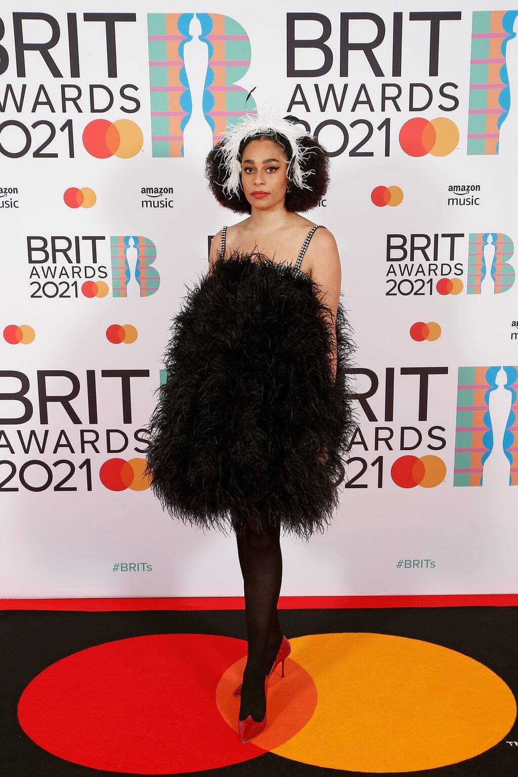 Seleste 2021. gada BRIT Awards ceremonijā