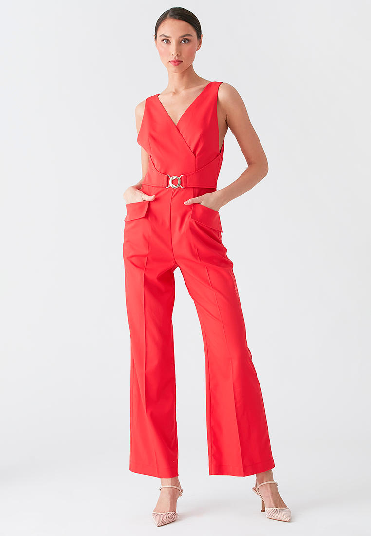 Pulang jumpsuit mula sa Love Republic