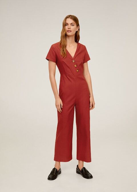 Jumpsuit merah dari Mango