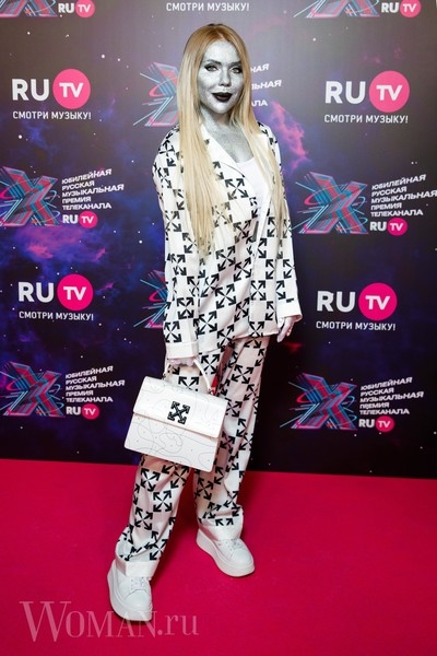 Η Karina Cross στα RU.TV Awards 2021