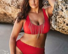 Current swimwear for girls with curvy figures