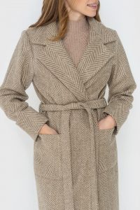 Beige-coat-in-print-yalinka-with-pastel-and-patch-guts-with-Italian-wool