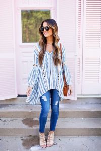 Tunic with sleeves